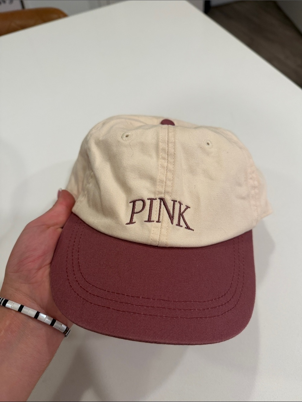 NWT PINK Victoria's Secret Two-Tone Cap - 🧢 Cream & Dusty Rose